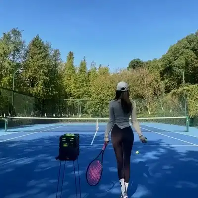 邹国